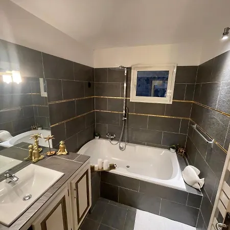 Casa Baggia, Proche Plage, Piscine à Débordement Chauffée, Pool House Porto Vecchio