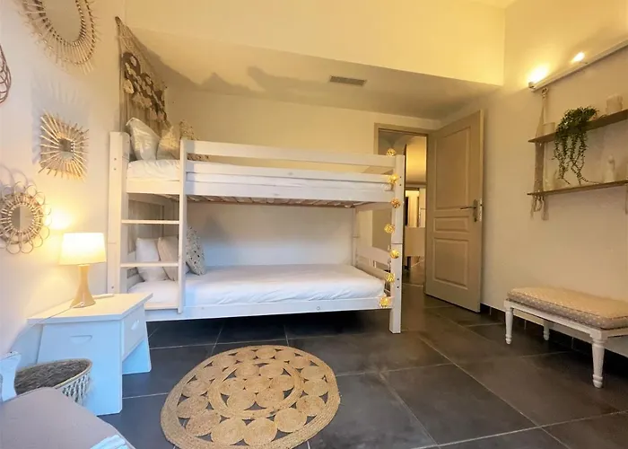 Casa Baggia, Proche Plage, Piscine A Debordement Chauffee, Pool House Villa *