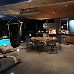 Casa Baggia, Proche Plage, Piscine A Debordement Chauffee, Pool House