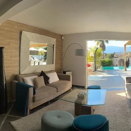 Casa Baggia, Proche Plage, Piscine A Debordement Chauffee, Pool House *