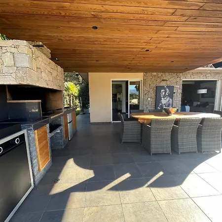 Casa Baggia, Proche Plage, Piscine A Debordement Chauffee, Pool House بورتو فيكشْيو