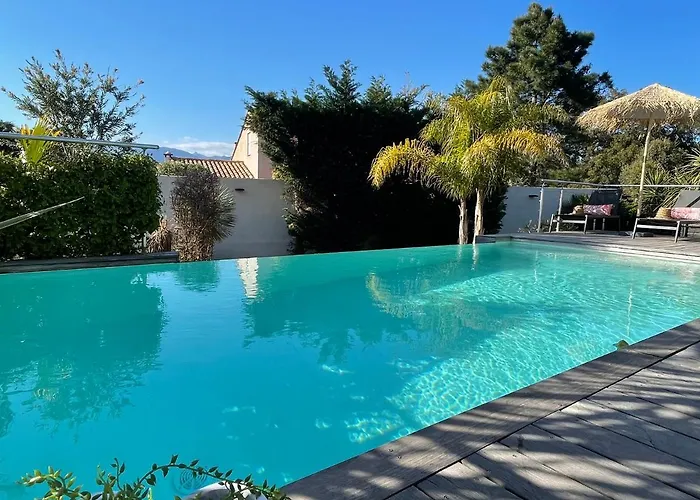 Casa Baggia, Proche Plage, Piscine A Debordement Chauffee, Pool House بورتو فيكشْيو