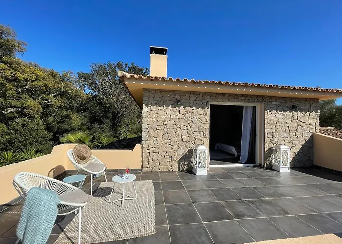 Casa Baggia, Proche Plage, Piscine à Débordement Chauffée, Pool House